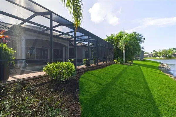$2,299,000 | 8977 Crooked Stick Court, Naples, FL 34113