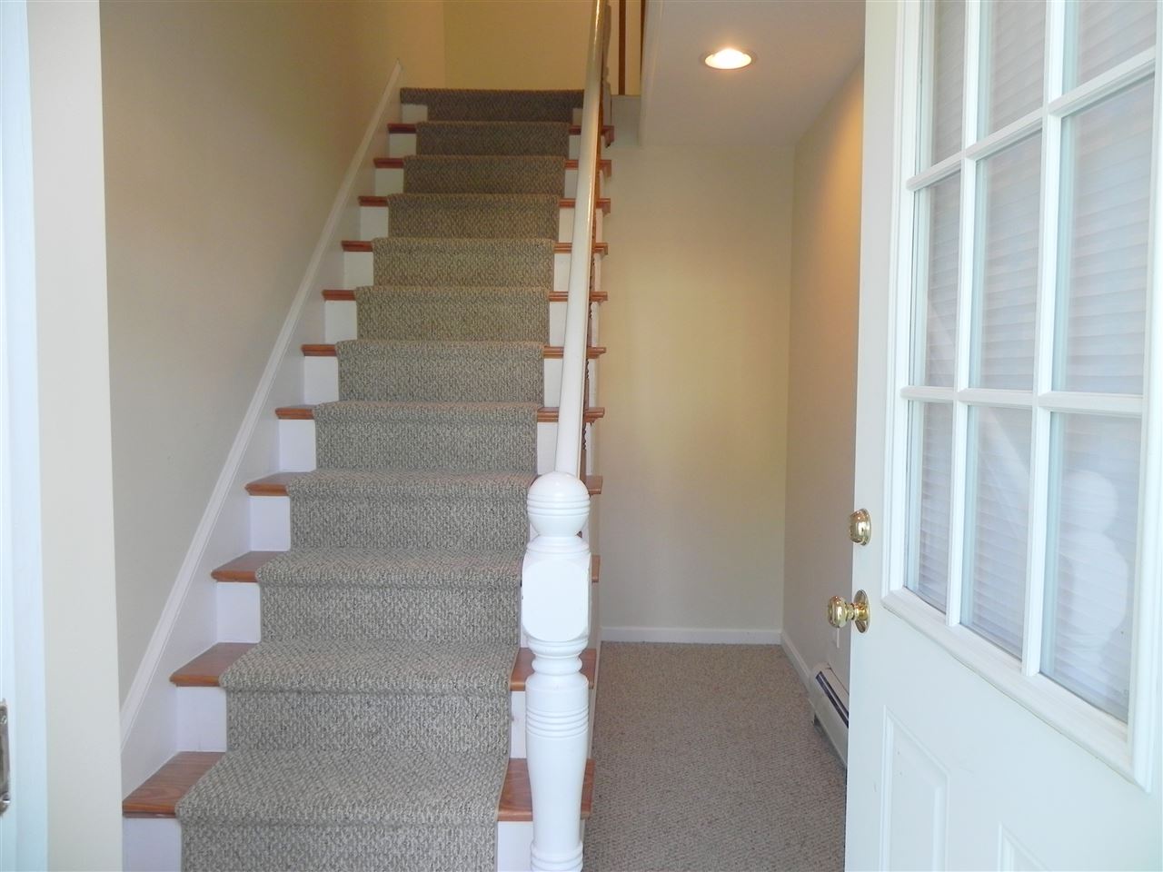10 Carroll Street Exeter, NH 03833 - Photo 13 of 34