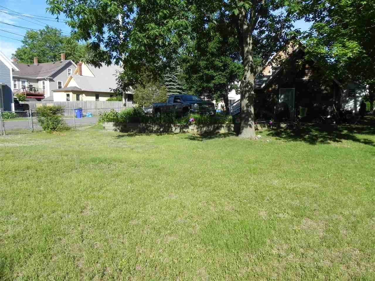 10 Carroll Street Exeter, NH 03833 - Photo 16 of 34