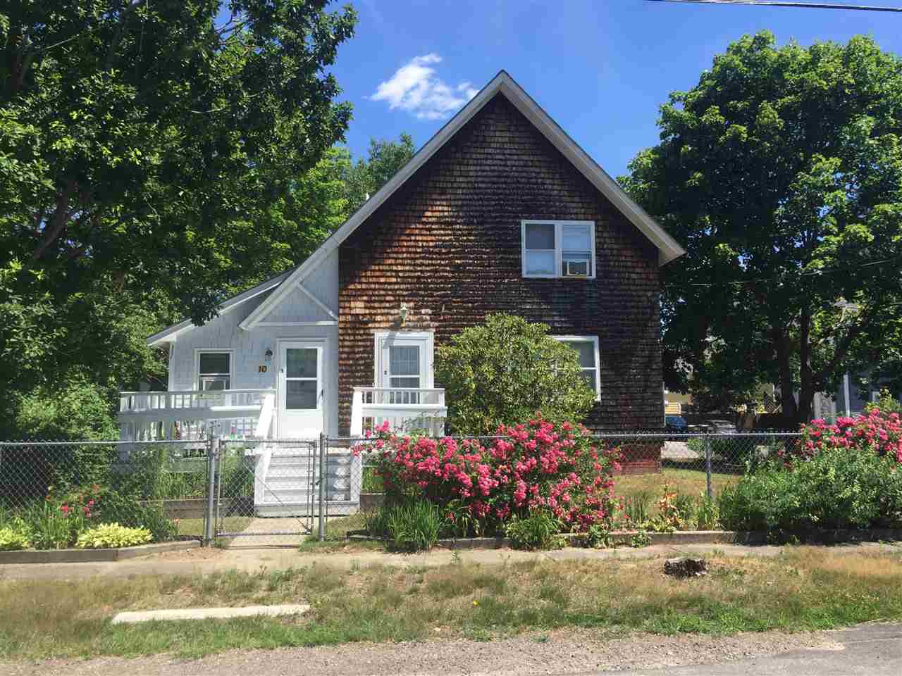 10 Carroll Street Exeter, NH 03833 - Photo 3 of 34