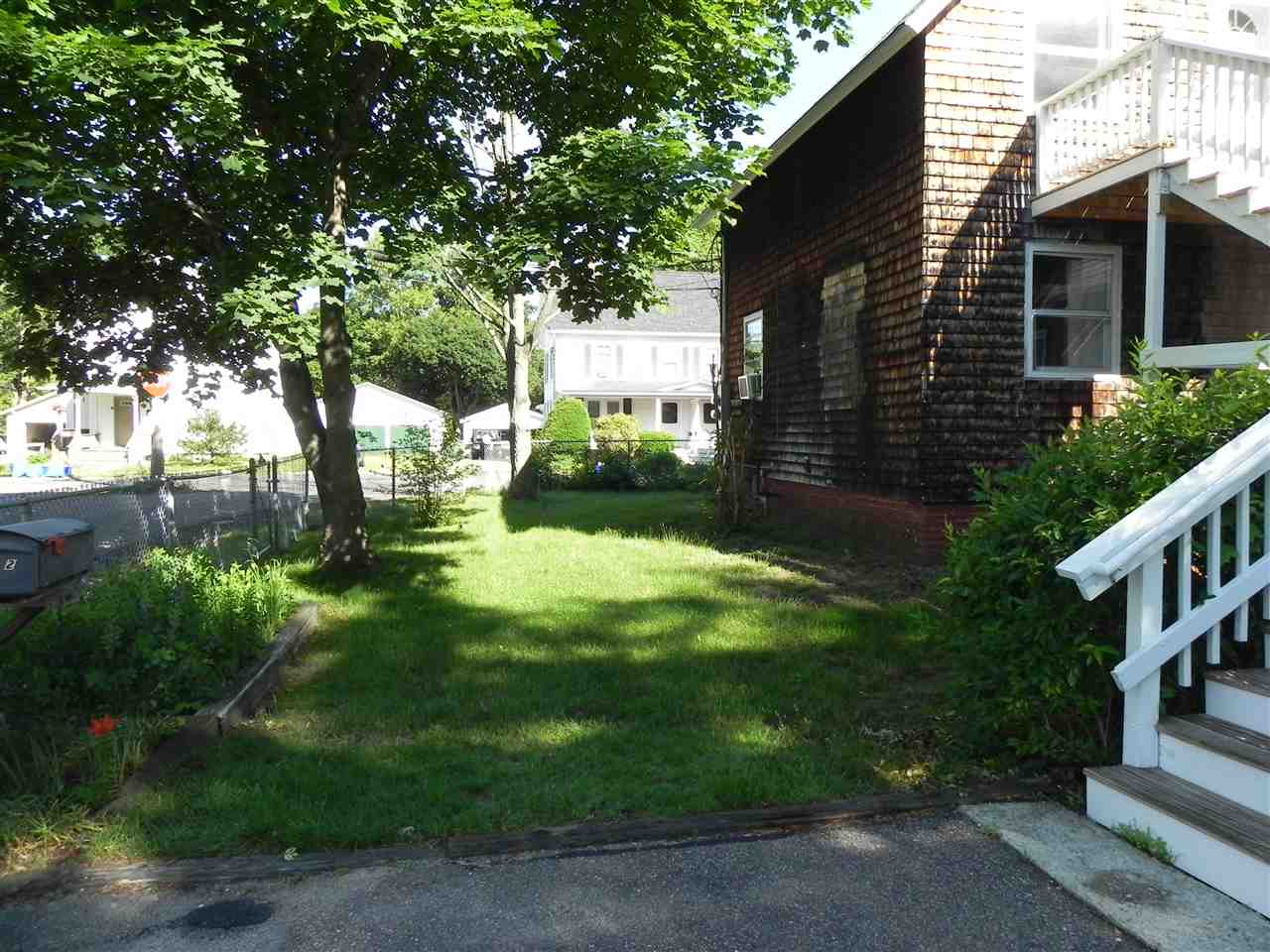 10 Carroll Street Exeter, NH 03833 - Photo 6 of 34