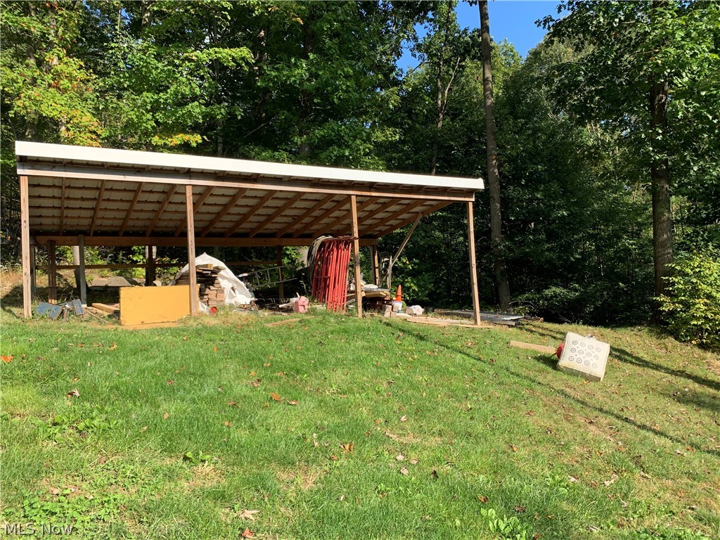 1761 Campbell Road Southwest New Philadelphia, OH 44663 - Photo 29 of 34 Gallery Image 29