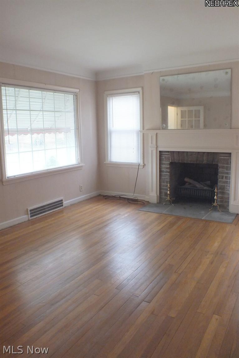 3988 Ardmore Road Cleveland Heights, OH 44121 - Photo 3 of 19