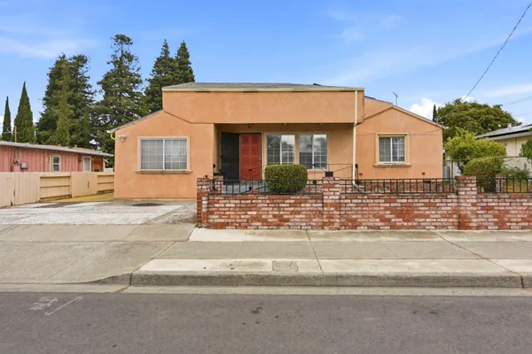 $759,000 | 22444 Fuller Avenue, Hayward, CA 94541