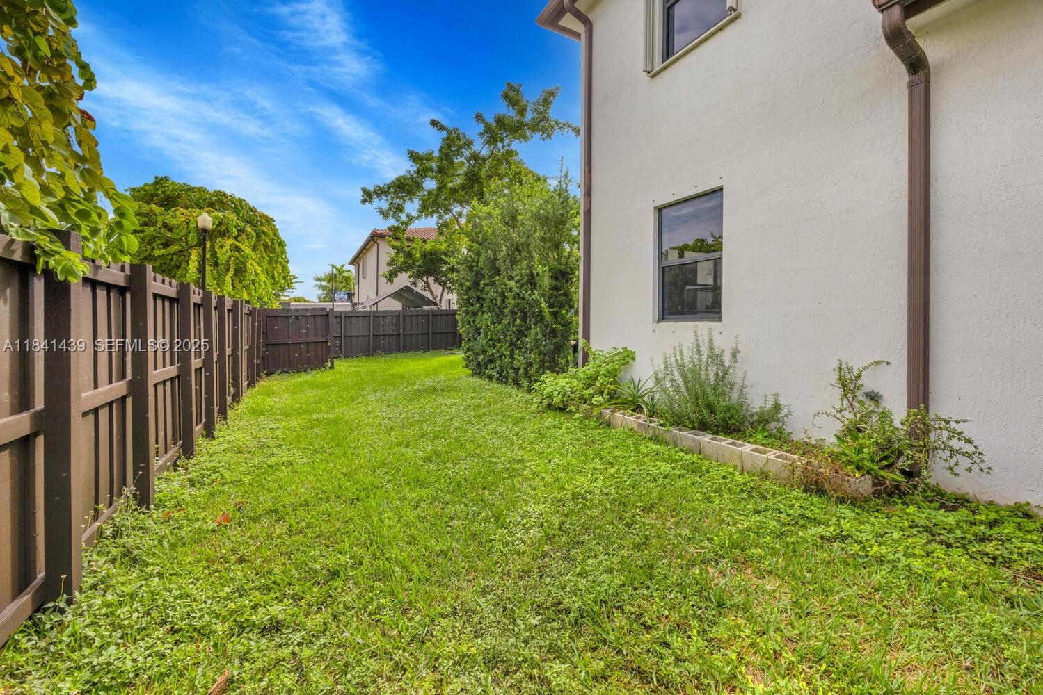455 Southeast 34th Terrace Homestead, FL 33033 - Photo 37 of 40
