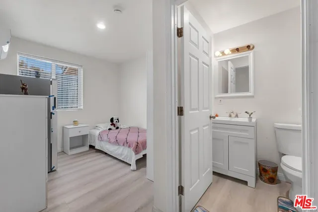 $4,250 | 7705 Baird Avenue, Reseda, CA 91335