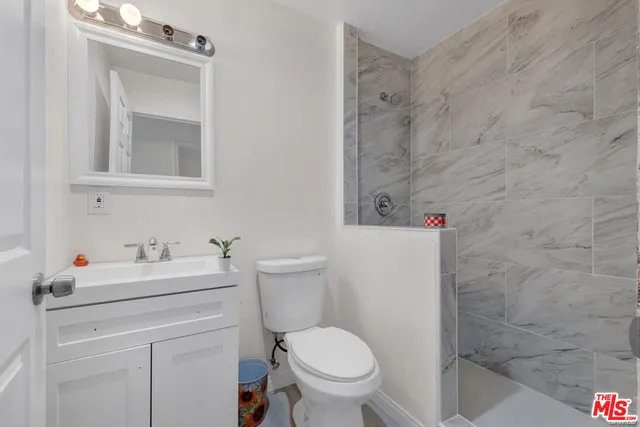 $4,250 | 7705 Baird Avenue, Reseda, CA 91335