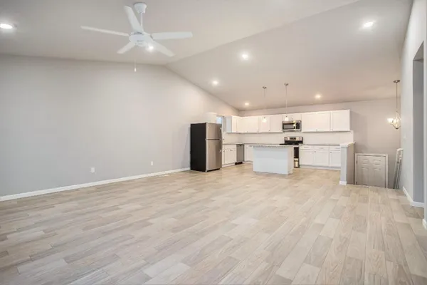 $369,900 | 18202 Loganwood Trail, Battle Creek, MI 49014