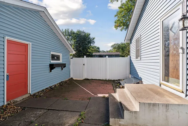 $319,000 | 1250 132nd Lane Northeast, Blaine, MN 55434