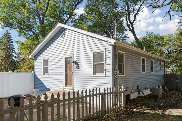 $319,000 | 1250 132nd Lane Northeast, Blaine, MN 55434