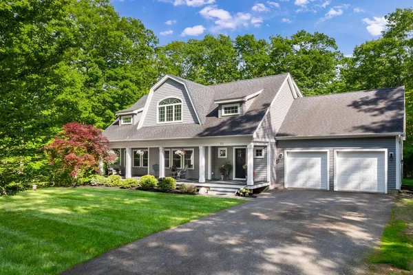 $1,825,000 | 22 Brave Boat Harbor Road, York, ME 03909