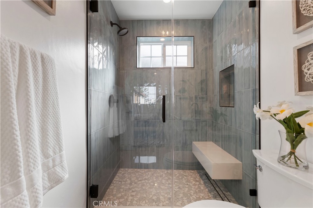 5248 Segals Way Sherman Oaks, CA 91411 - Photo 24 of 37 a bathroom with a shower and toilet