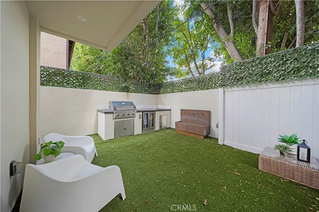 $1,399,000 | 5248 Segals Way, Sherman Oaks, CA 91411