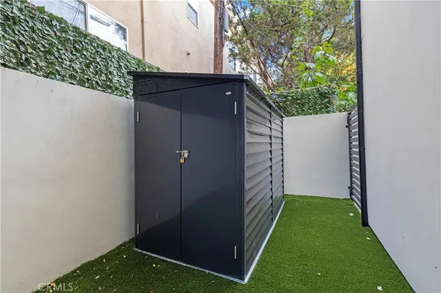 $1,399,000 | 5248 Segals Way, Sherman Oaks, CA 91411