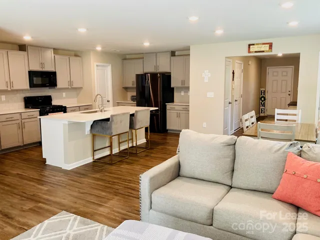 $2,600 | 3242 Treyson Drive, Denver, NC 28037