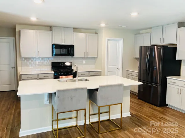 $2,600 | 3242 Treyson Drive, Denver, NC 28037