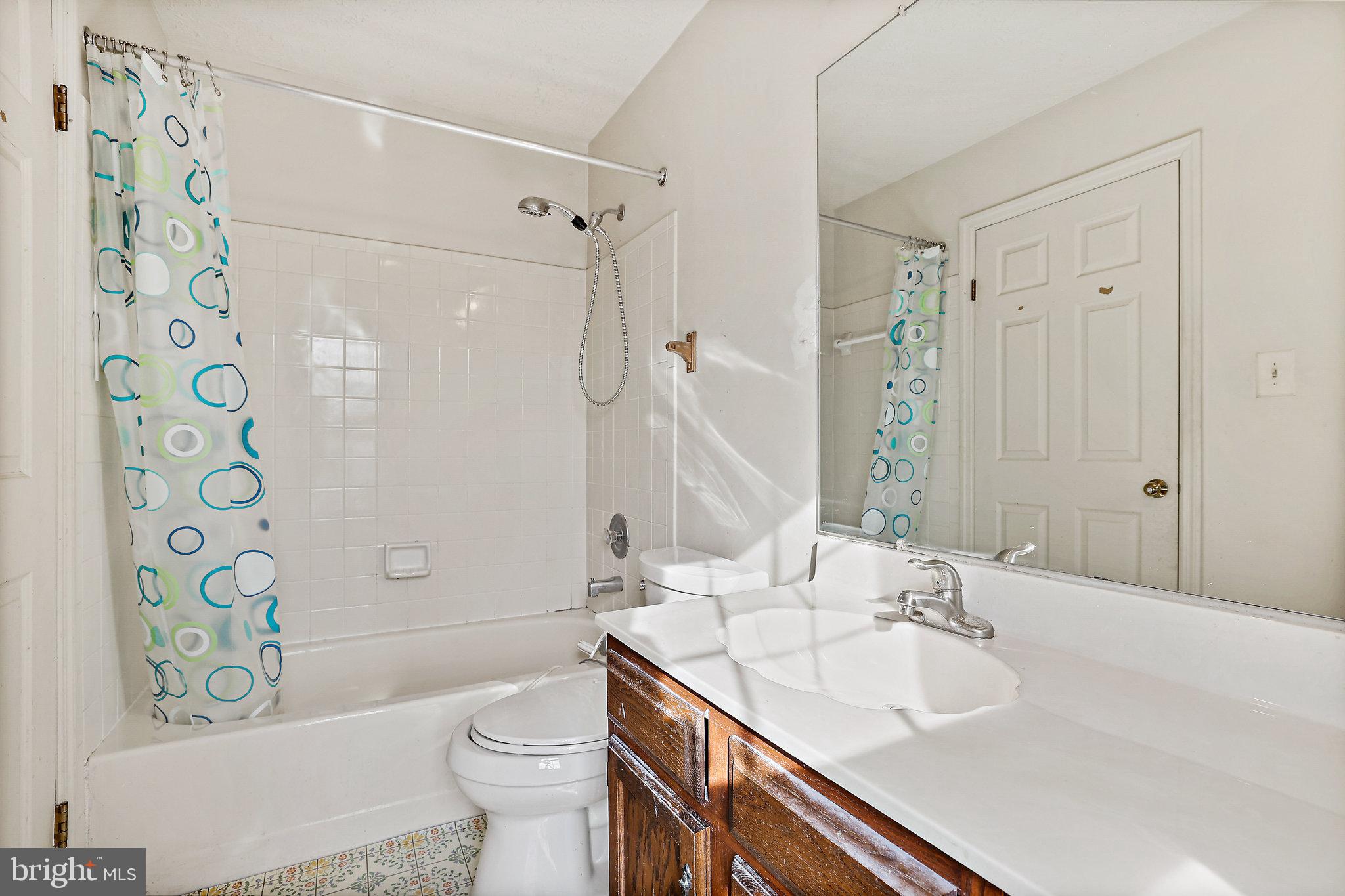 2235 Halter Lane Reston, VA 20191 - Photo 13 of 31 Primary bathroom