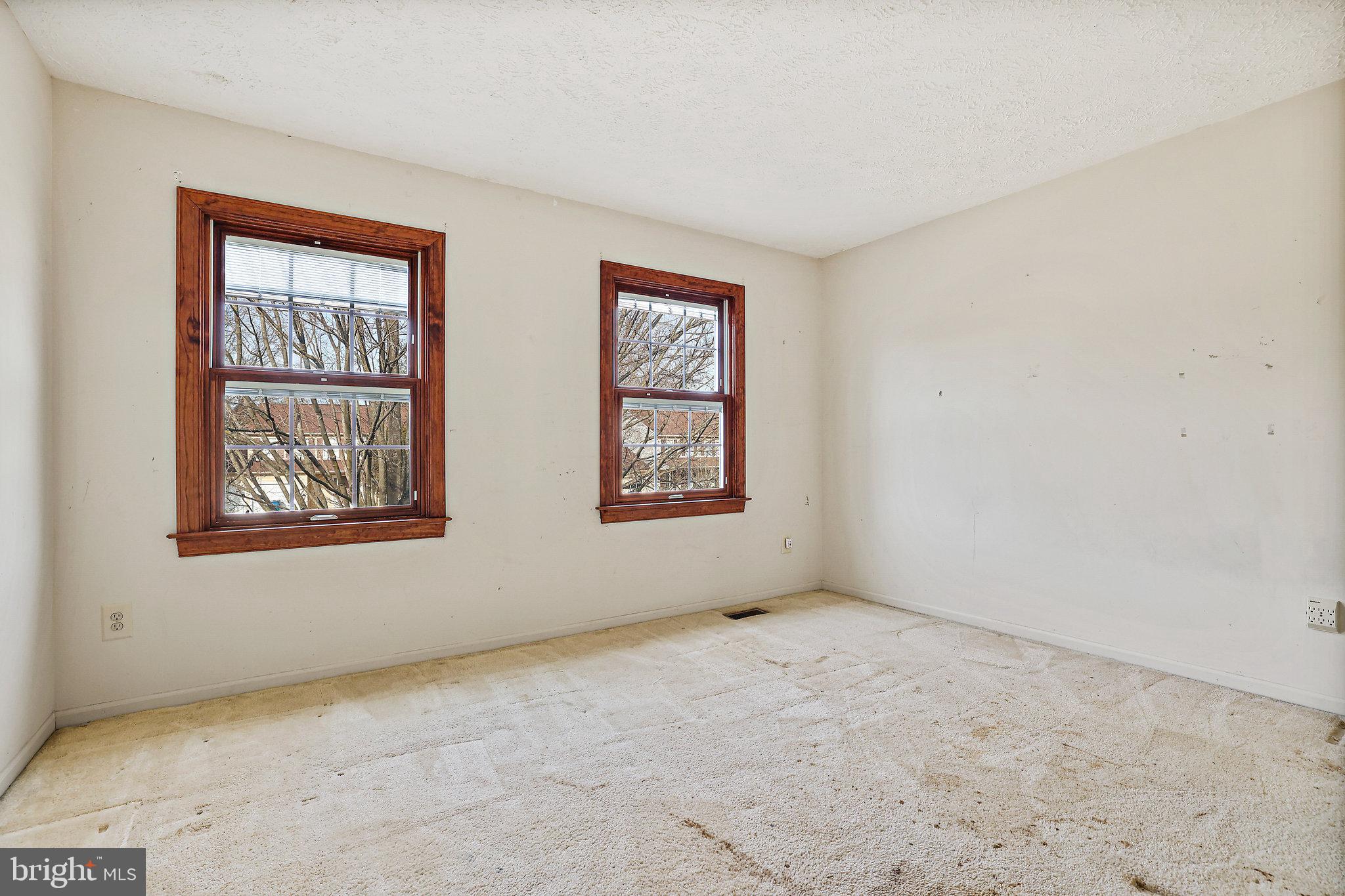 2235 Halter Lane Reston, VA 20191 - Photo 15 of 31 Bedroom 2