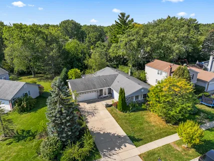 $3,500 | 641 Silver Rock Lane, Buffalo Grove, IL 60089