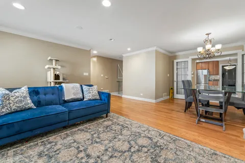 $3,500 | 641 Silver Rock Lane, Buffalo Grove, IL 60089