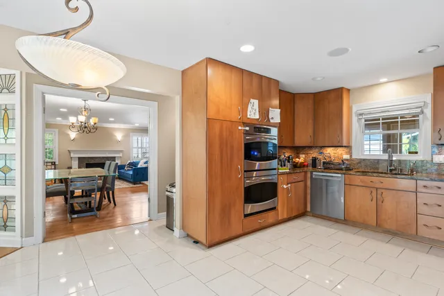 $3,500 | 641 Silver Rock Lane, Buffalo Grove, IL 60089