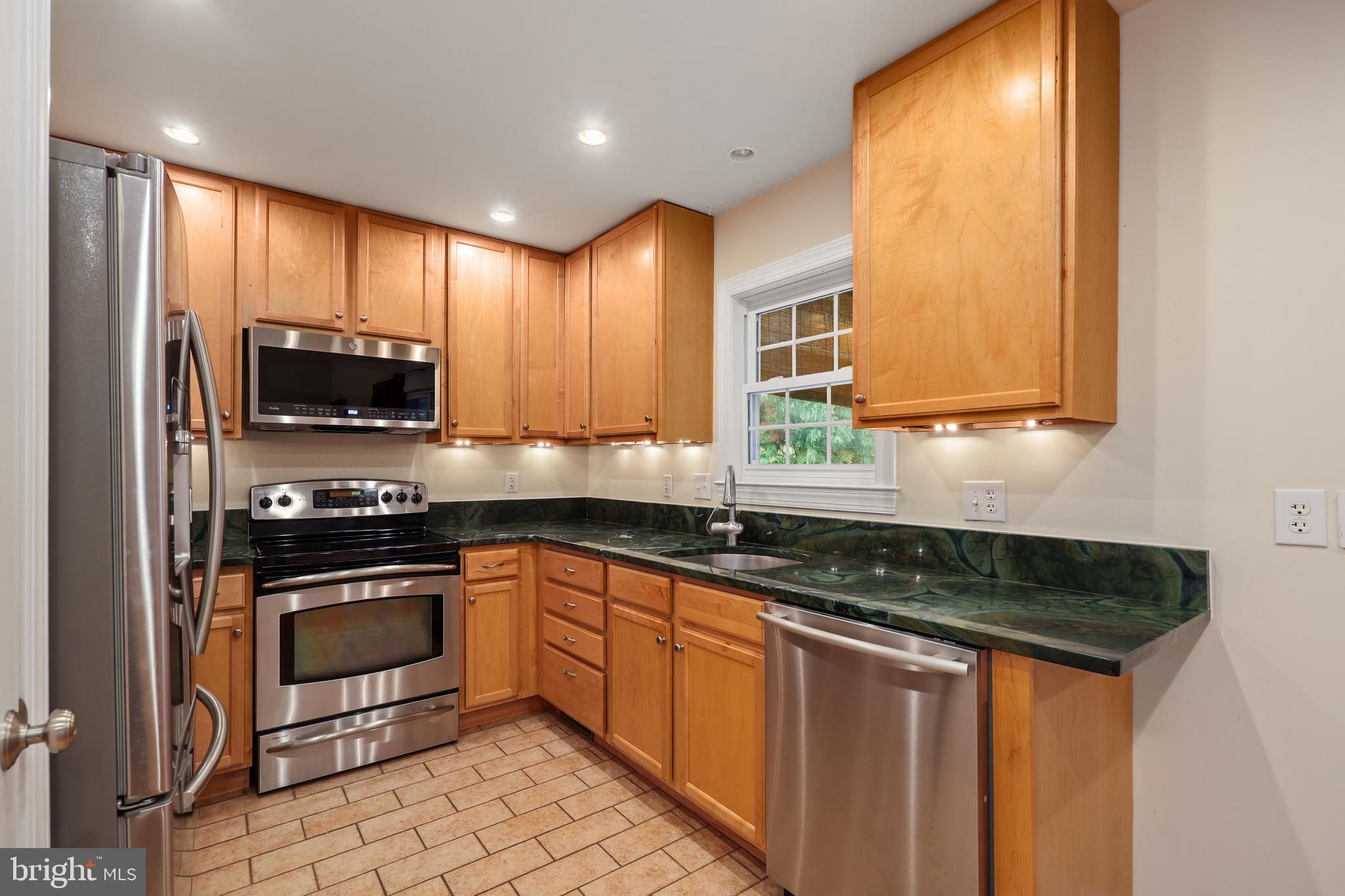 4 Highland Road Palmyra, VA 22963 - Photo 12 of 58