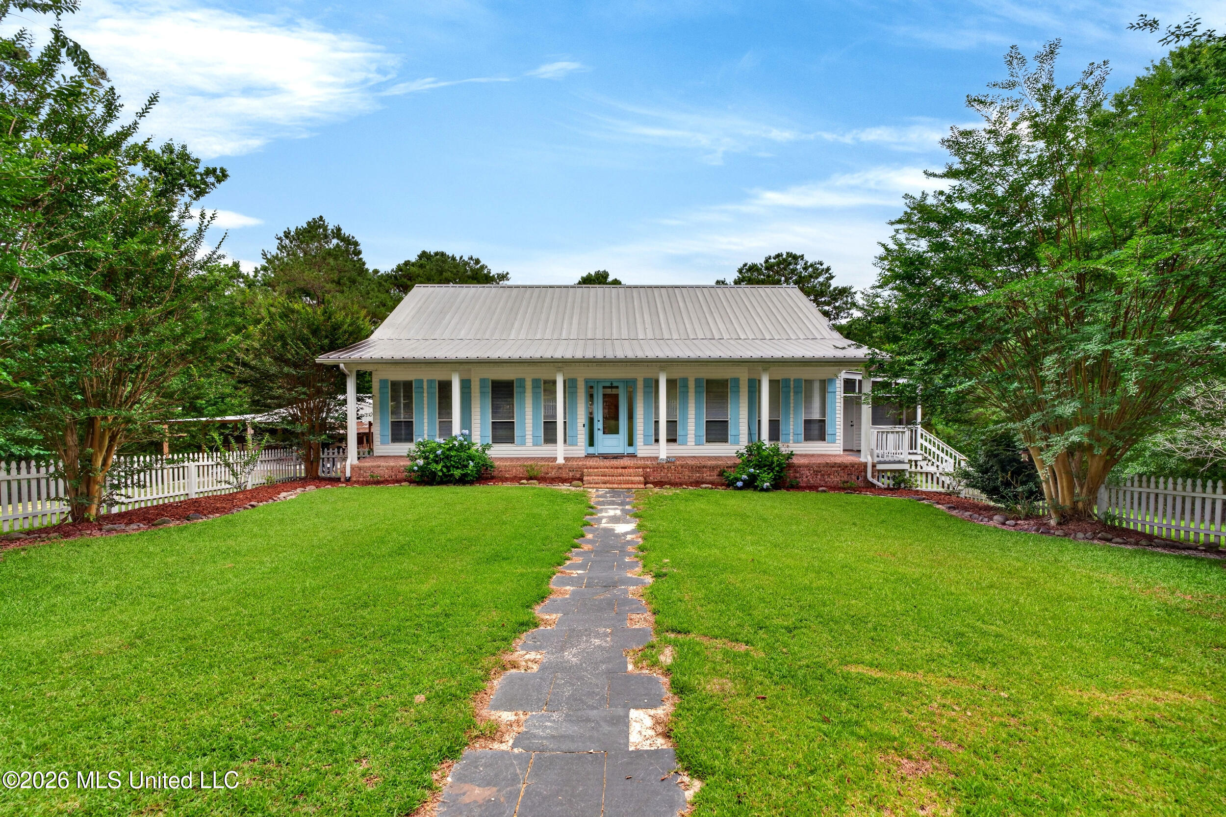 219 Pop Hill Road, Unit B Poplarville, MS 39470 - Photo 4 of 74 4_04_front