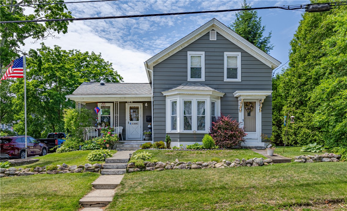 43 Duane Street Warwick, RI 02818 - Photo 1 of 21