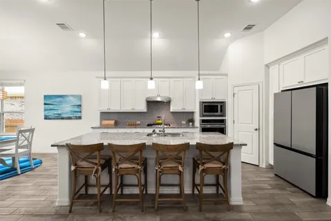 $710,000 | 185 Medina Hills Court, Austin, TX 78737