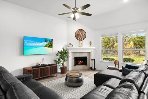 $710,000 | 185 Medina Hills Court, Austin, TX 78737