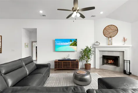 $710,000 | 185 Medina Hills Court, Austin, TX 78737