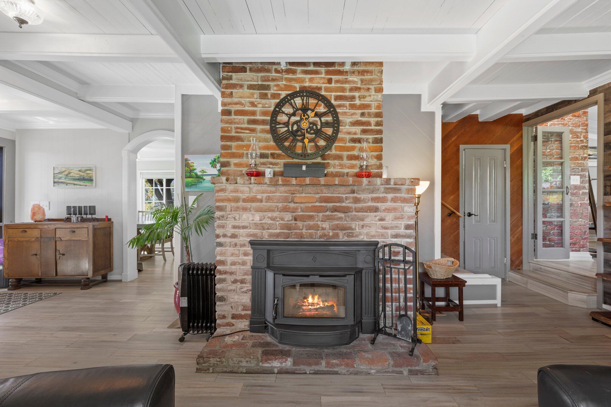 1199 Suncrest Road Talent, OR 97540 - Photo 11 of 51 12 1199 Suncrest