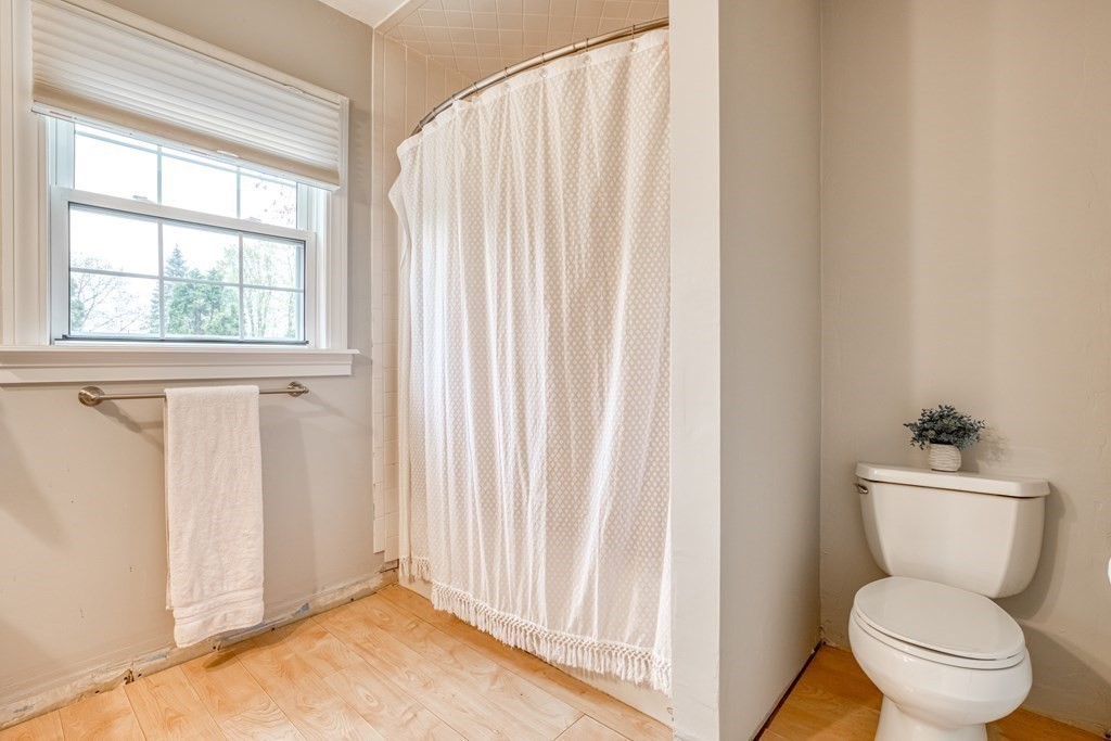 50 Topping Road Andover, MA 01810 - Photo 24 of 38 Gallery Image 24