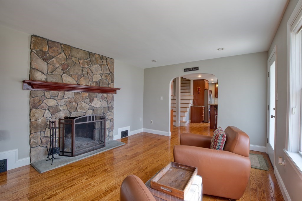 50 Topping Road Andover, MA 01810 - Photo 3 of 38 Gallery Image 3