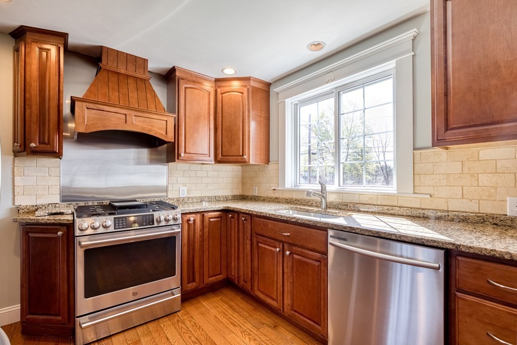 50 Topping Road Andover, MA 01810 - Photo 8 of 38 Gallery Image 8