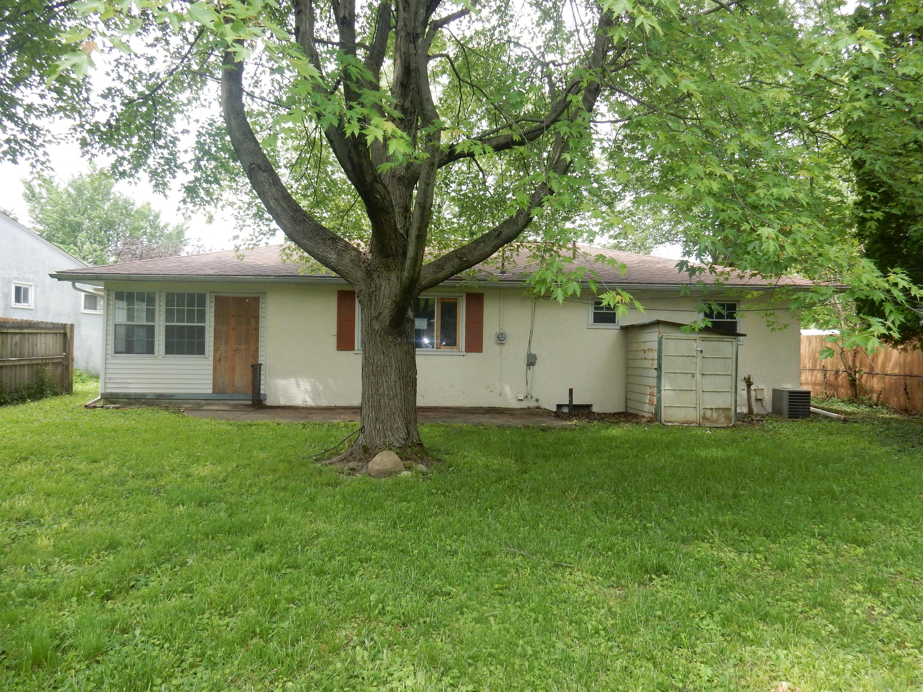 4464 Midvale Road Columbus, OH 43224 - Photo 14 of 38