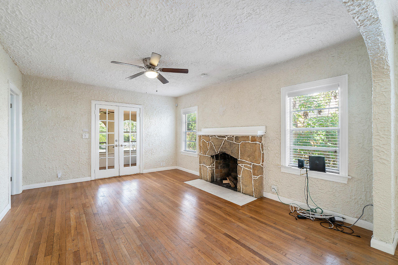 733 Colonial Road West Palm Beach, FL 33405 - Photo 10 of 27 010-733ColonialRd-WestPalmBeach-FL-small