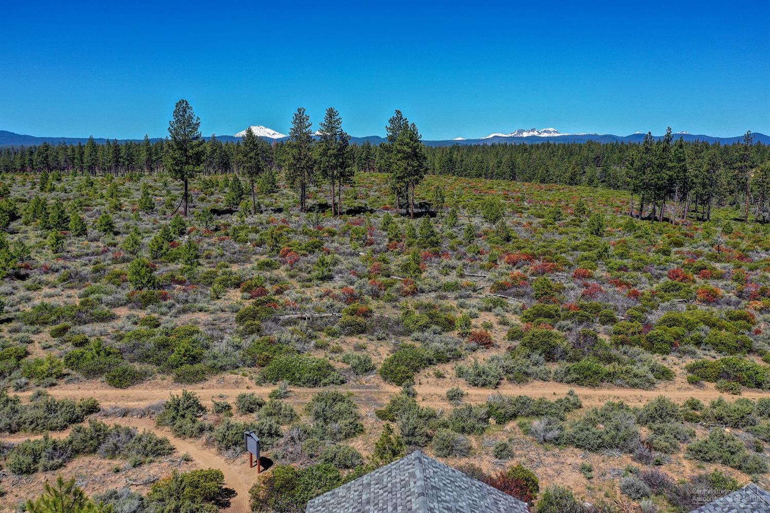 19167 Gateway Loop Bend, OR 97702 - Photo 16 of 21 Additional Photo