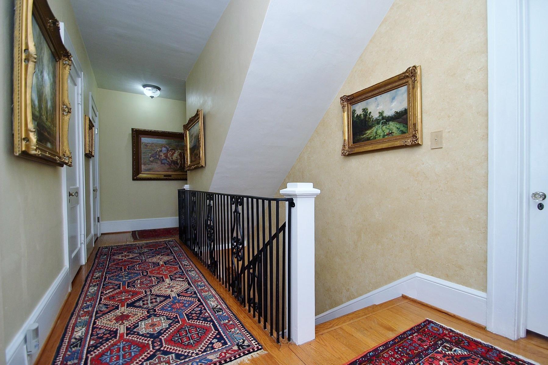 2255 Grandin Road Southwest Roanoke, VA 24015 - Photo 39 of 84 img_2077