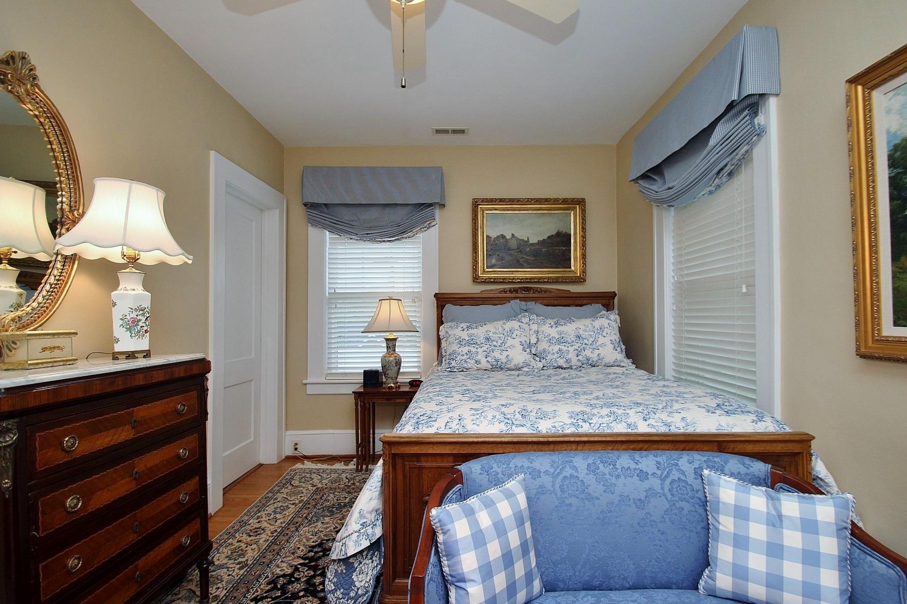 2255 Grandin Road Southwest Roanoke, VA 24015 - Photo 52 of 84 img_2107