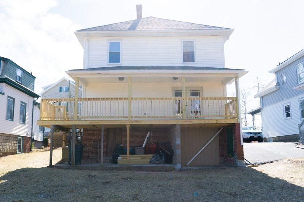 22 Riverside Court Saugus, MA 01906 - Photo 3 of 33