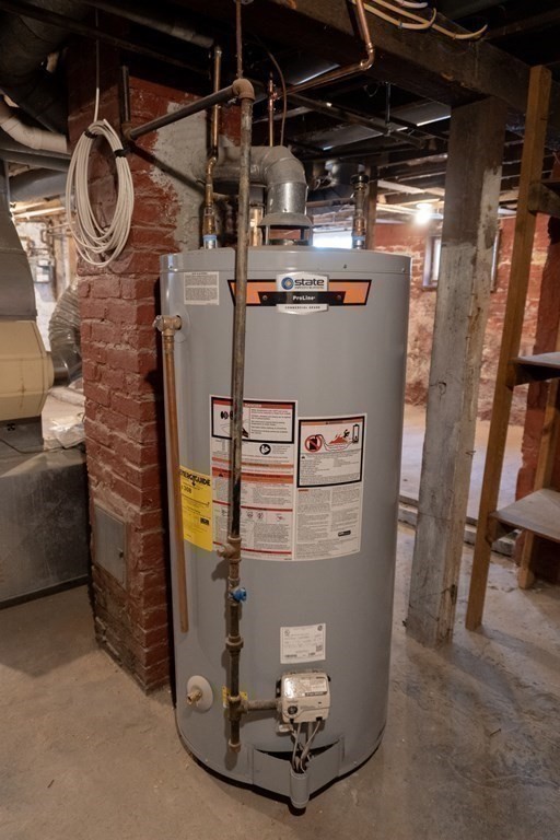 22 Riverside Court Saugus, MA 01906 - Photo 32 of 33