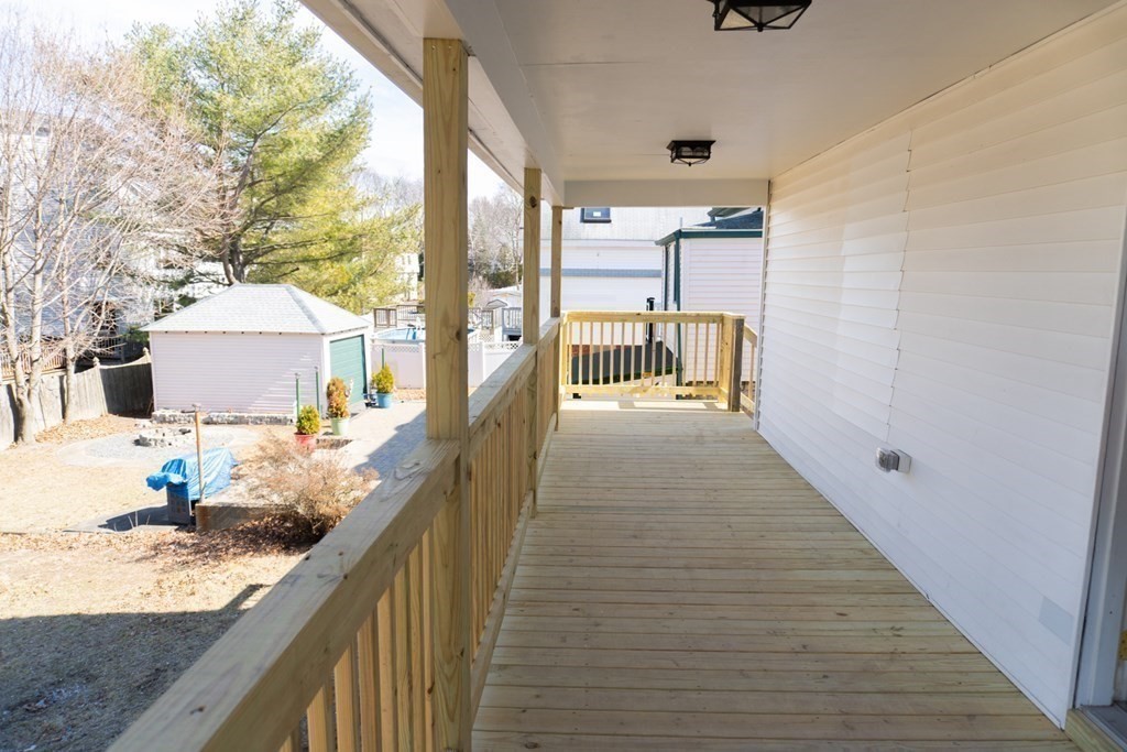 22 Riverside Court Saugus, MA 01906 - Photo 6 of 33