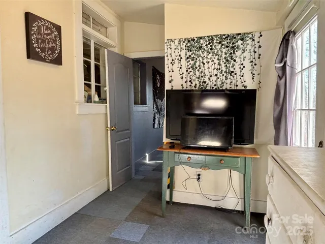 $379,000 | 629 Vineyard Road, Tryon, NC 28782