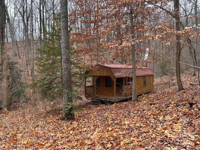 $379,000 | 629 Vineyard Road, Tryon, NC 28782