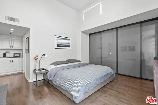 $1,199,000 | 3603 Dunn Drive, Unit 301, Los Angeles, CA 90034