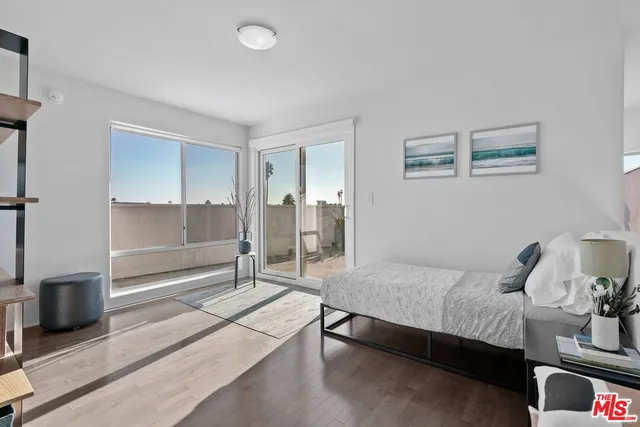 $1,199,000 | 3603 Dunn Drive, Unit 301, Los Angeles, CA 90034