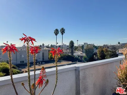 $1,199,000 | 3603 Dunn Drive, Unit 301, Los Angeles, CA 90034