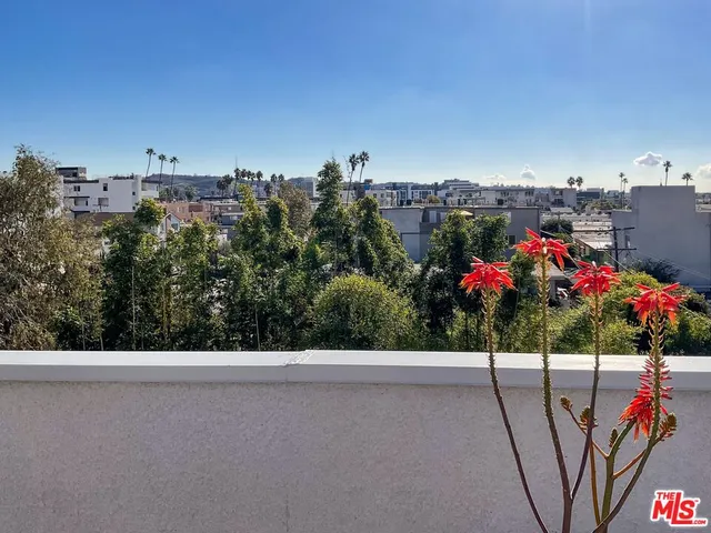 $1,199,000 | 3603 Dunn Drive, Unit 301, Los Angeles, CA 90034