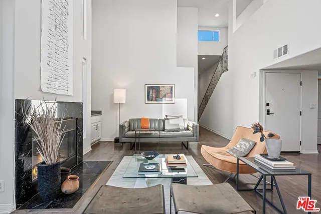 $1,199,000 | 3603 Dunn Drive, Unit 301, Los Angeles, CA 90034